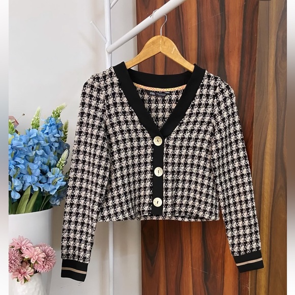 ◾️Zara Tweed Button Front Cardigan - Picture 2 of 11